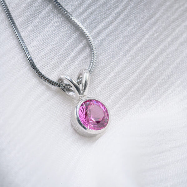 Pink Sapphire Pendant – Bezel Setting with Double-Hook Design in Sterling Silver