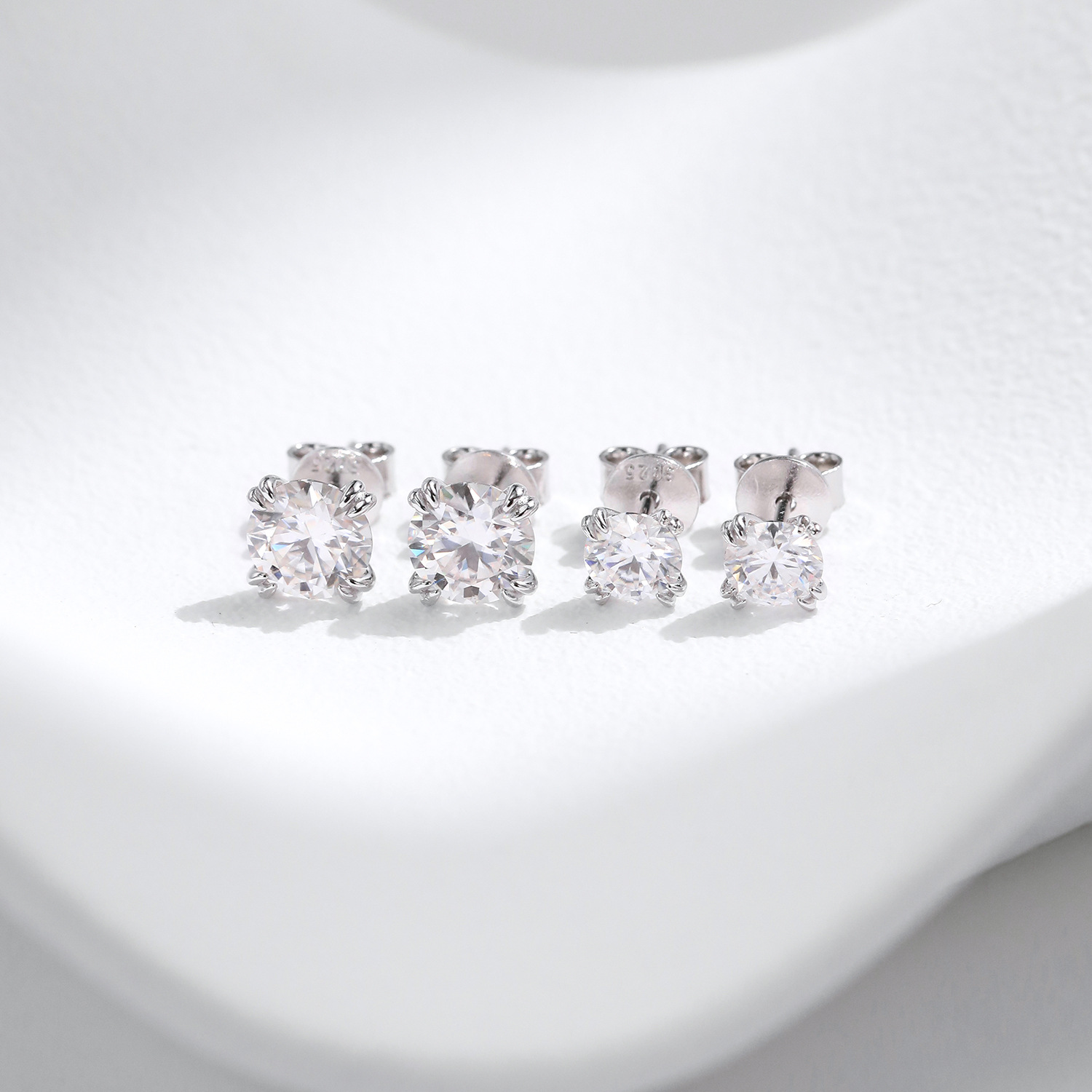 Golden Earring in Sterling Silver - Image 5